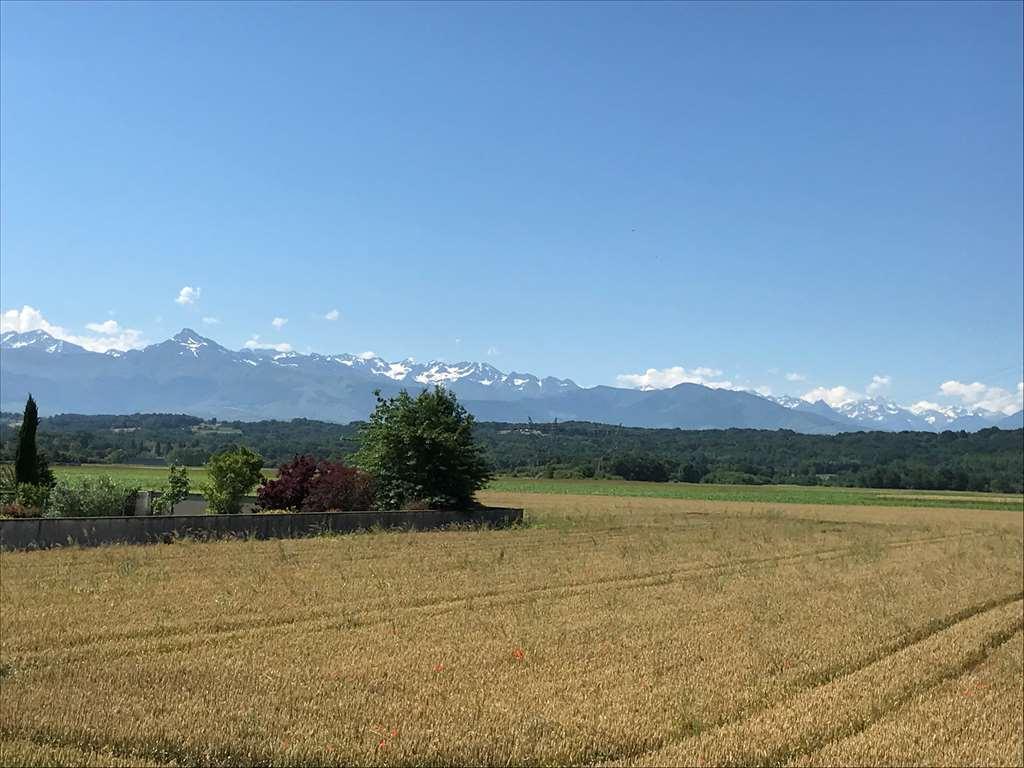 Kyriad Tarbes Odos Bagian luar foto